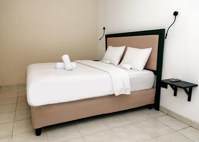 Villa Majapahit Kuta 5 Bedrooms Legian (Bali)